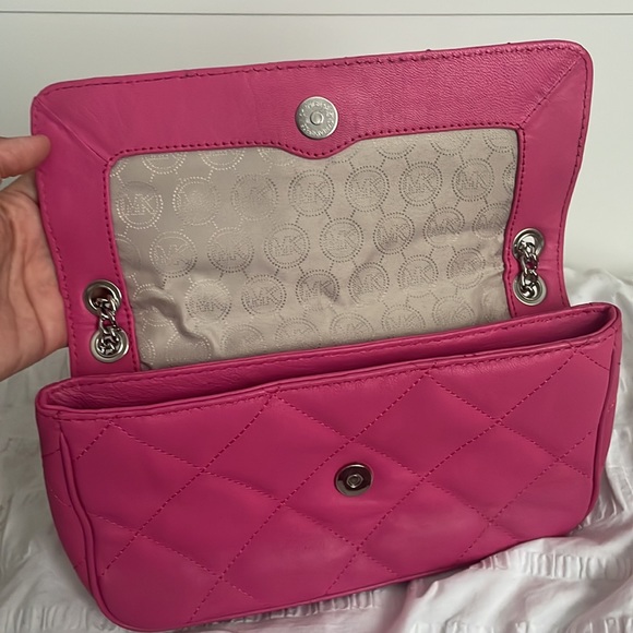 Michael kors bag - Picture 2 of 6